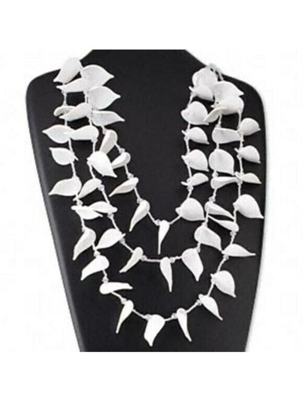 Mod White Triple Strand Twisted Leaf Statement Necklace